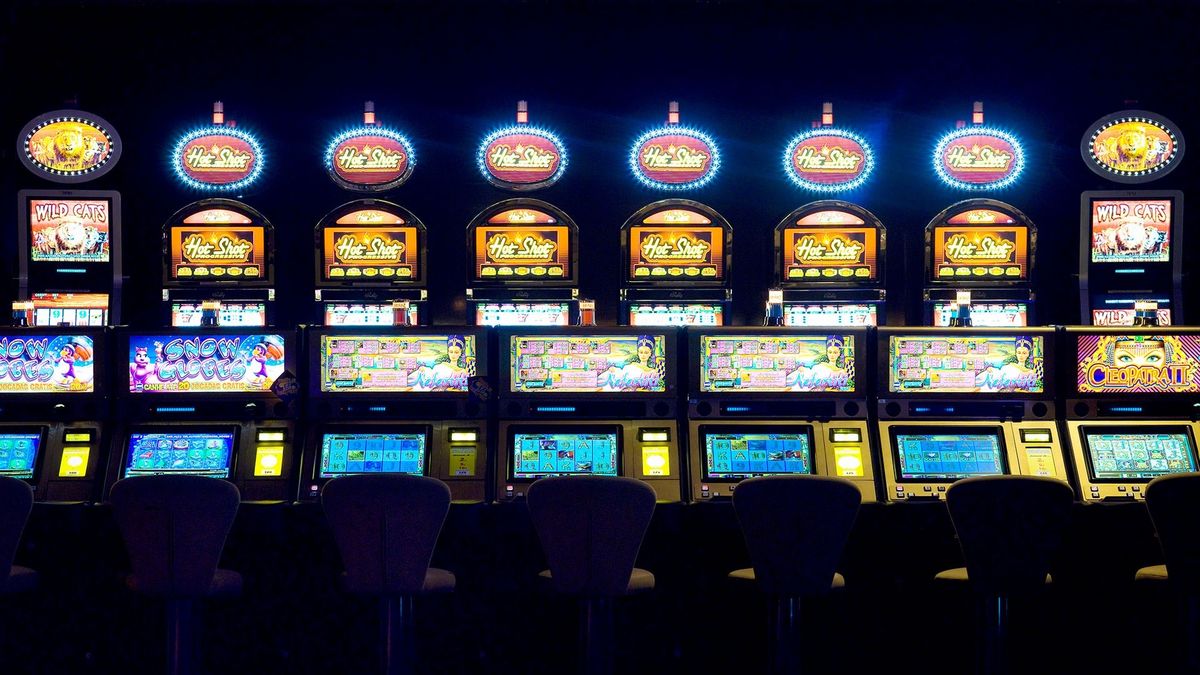Online Bookmaker آن لائن کیسینو میں اصل گیمز